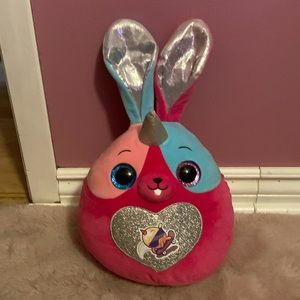 BRAND NEW STUFF ANIMAL NO TAG! SMOKE FREE HOME!